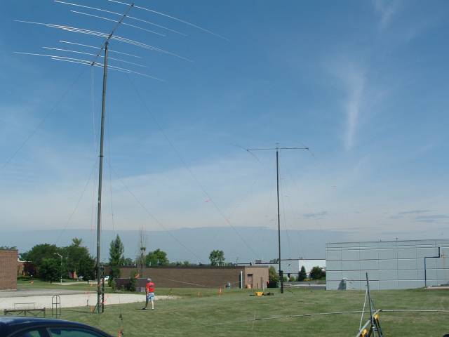 N9RJX-FD-2006-011s More HF antenna pix
